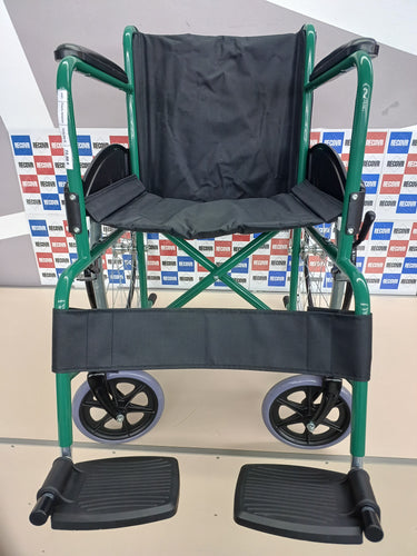 Mobiclinic®, Silla de ruedas, Autopropulsable, Plegable, Alcazaba, Asiento 46 cm, Sistema subebordillos, Reposabrazos acolchados, Reposapiés abatibles, Antipinchazos